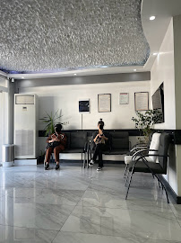 Özel Eski İzmir Ağız Ve Dış Sağlığı Polikliniği
