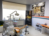 Es-Dent Dental Health Center Izmir
