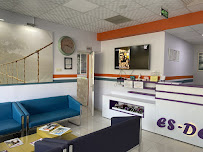 Es dent Dental Health Center Izmir in Izmir