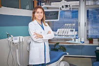 Konak Diş Kliniği | Dentist in Izmir | Dental Treatment in Turkey | Veeners in Turkey | Dentist in Turkey
