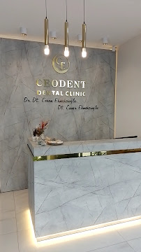 CEO Dent Ağız ve Diş Sağlığı Polikliniği - Çene Cerrahisi Uzmanı - İzmir-Gülüş Estetiği İzmir