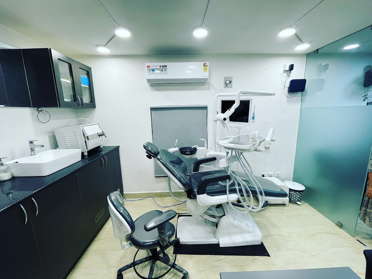 Dr. Thiagu's Dental Clinic & Orthodontic Centre dental clinic