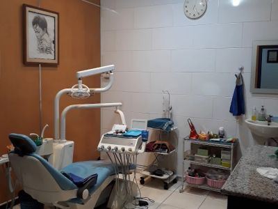 Dentes Dental Clinic (Klinik Gigi DENTES) - Bali