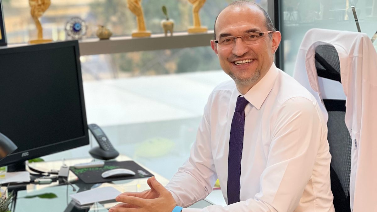 Dr Tancan Uysal dental clinic