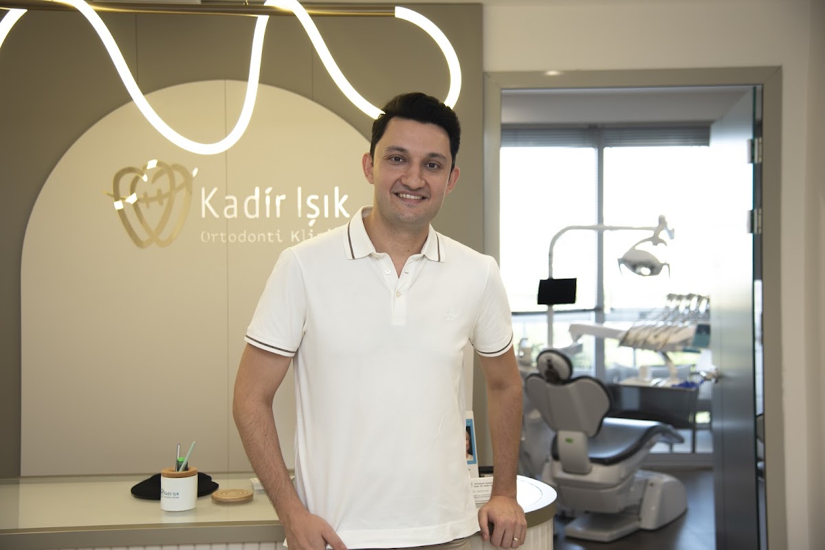 Ortodonti Uzman Kadir Ik dental clinic