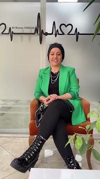 Dt. Gamze Gergük | Zirkonyum İzmir İmplant Diş doktoru Diş hekimi Yeşilova