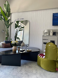 Diş hekimi Adem GÜRÜP Karşıyaka İzmir