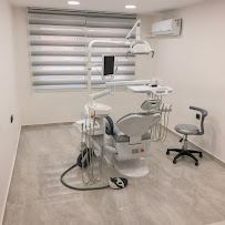 İzmir, Konak Deva Ağız ve Diş Sağlığı Polikliniği - Diş Hekimi, İmplant Diş, Kozmetik Diş, Ortodontist