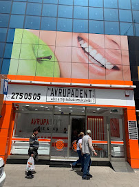 Zel Avrupadent Ili Az Ve Di Sal Poliklinii in Izmir