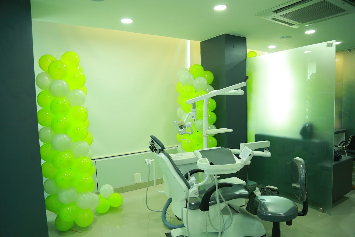 Rootz Dental Care and Implant Center dental clinic