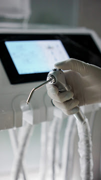 FLOSS Dental Studio