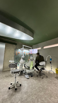 FLOSS Dental Studio