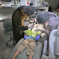 FLOSS Dental Studio