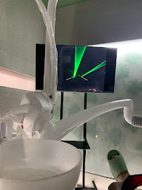 FLOSS Dental Studio