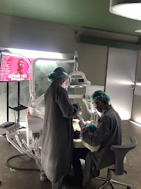 FLOSS Dental Studio