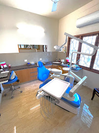 Fernandes & Fernandes Dental and Implant Speciality Centre