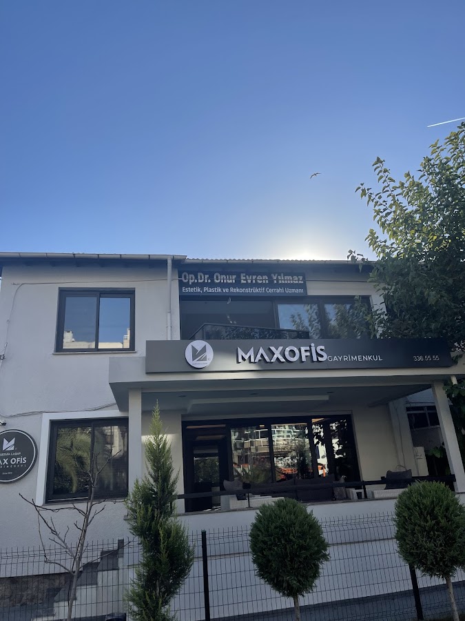 Op. Dr Onur Evren Ylmaz dental clinic