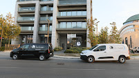 Dentleon Maviehir Az Di Sal Ve Mplant Di Poliklinii in Izmir