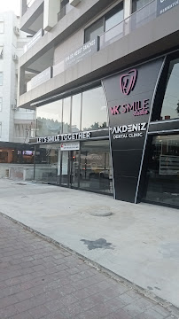 VK Smile Studio Dental Clinic