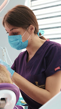Queen Dental