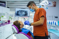Queen Dental