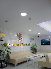 Queen Dental