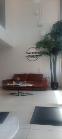 DentAntalya (Oral & Dental Health Clinic)