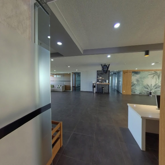 Smile Antalya Dental Aesthetic and Implantology Clinic