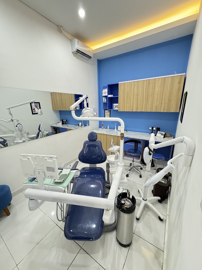 Hydro Medical Dental Care Batu Bolong - dental clinic in Bali, Indonesia