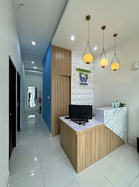 Hydro Medical Dental Care Batu Bolong - Dentist|Teeth Whitening|Teeth Scaling|Tooth Filling|Veneers Clinic Near Canggu