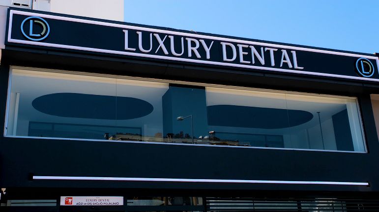 Luxury Dental Turkey dental clinic