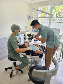 CENTRAL Dental Care | Dental Aesthetic | Klinik Gigi |