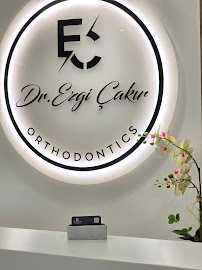Antalya Ortodonti Doktoru - Ezgi Çakır Ortodonti Kliniği