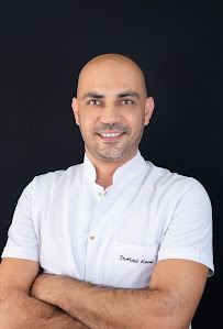 Diş Hekimi Halil Kural (Dentist)