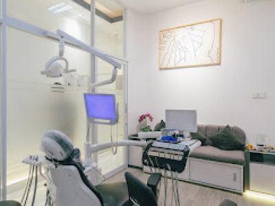 Klinik Dokter Gigi Dentality Bali treatment room in Bali