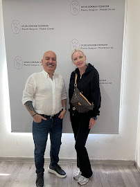 Op Dr Gökhan Özerdem, Estetik ve Plastik Cerrah Antalya