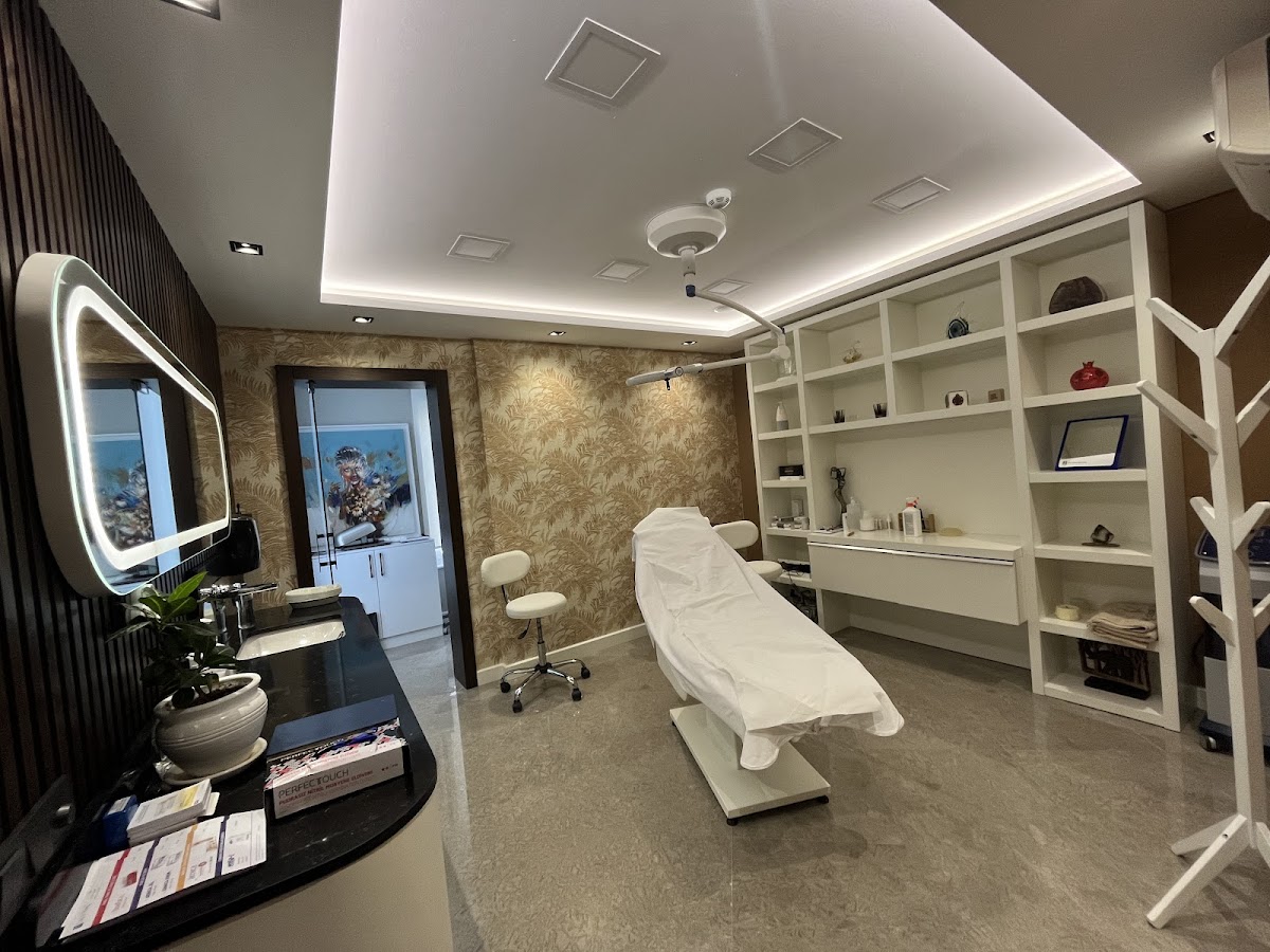 Op. Dr Harun Imek Estetik Ve Plastik Cerrahi Klinii dental clinic