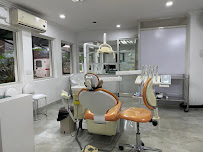 Comprehensive Dental & Implant Centre