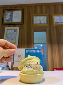 ពេទ្យធ្មេញ សាមរ៉ុង ប៉េងសែ