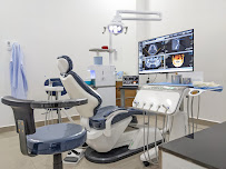 Elvannoy Dental Clinic ពេទ្យធ្មេញ ឯល វណ្ណុយ