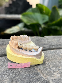 Lay Sophanna Dental Clinic ( Vuthy Seth )