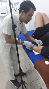 Hydro Medical Clinic Canggu - Rabies Vaccine - Bali Belly IV Drip - Dental - Dengue Recovery