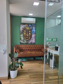Tooth Avenue Dental Clinic : Dental Implant, Root Canal, Smile Design, Teeth Filler, Dentist in Khar - Santacruz - Bandra
