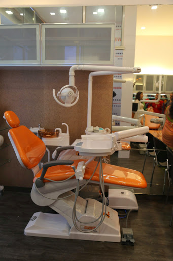 Smile Bay Dental Care Centre dental clinic in Mumbai