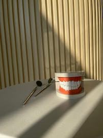Ease Dental Bali (Klinik Dokter Gigi Denpasar Bali)