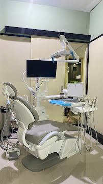 Ease Dental Bali (Klinik Dokter Gigi Denpasar Bali)