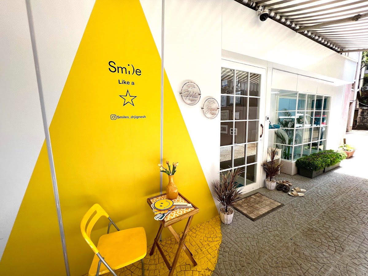 Dr. Jignesh Kothari Invisible Braces & Smile Design Center dental clinic in Mumbai