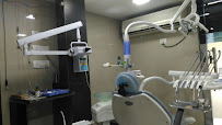 Dr Shrey Jain's Dental And Invisalign Centre @ South Mumbai