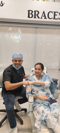 Dr mukund tawari
