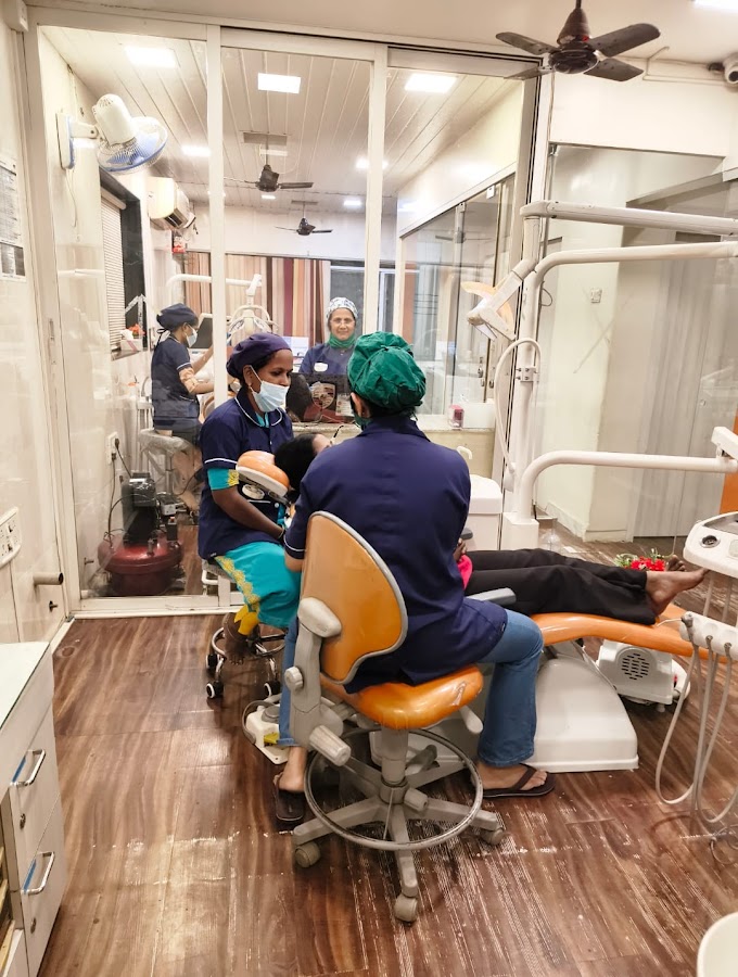 Aarogya Smiles dental clinic in Mumbai